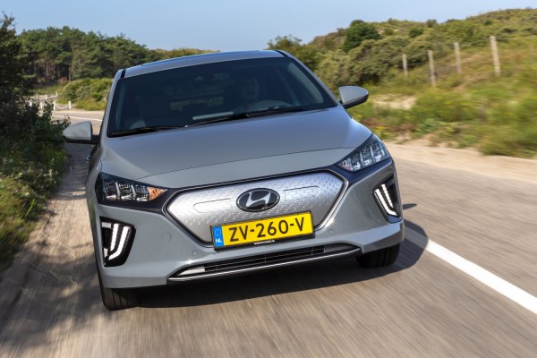 2020 Hyundai IONIQ (facelift 2019) - Photo 1