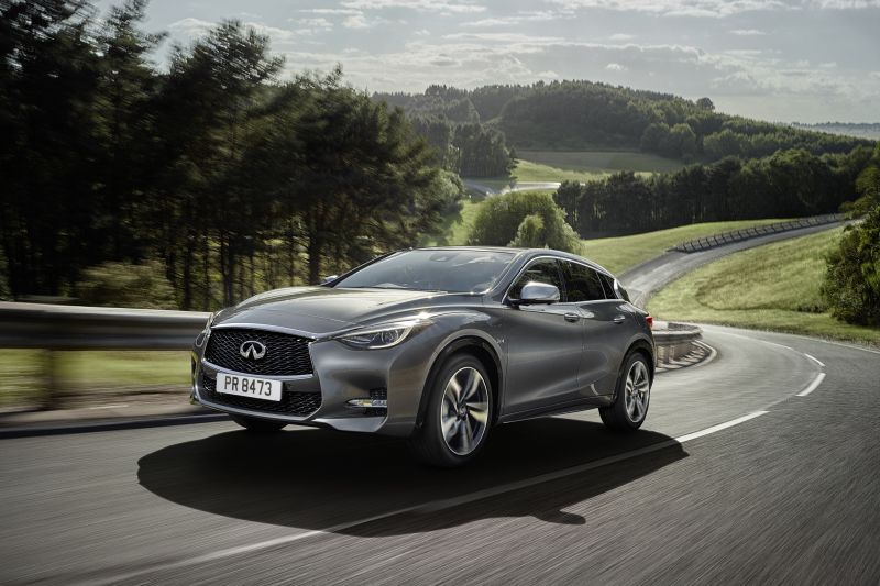 2016 Infiniti Q30 - Photo 1