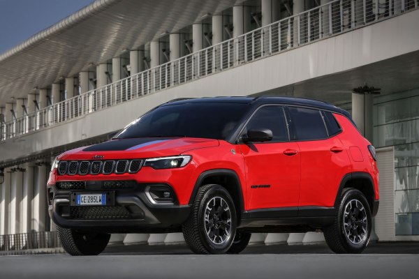 2021 Jeep Compass II (MP, facelift 2021) - Photo 1