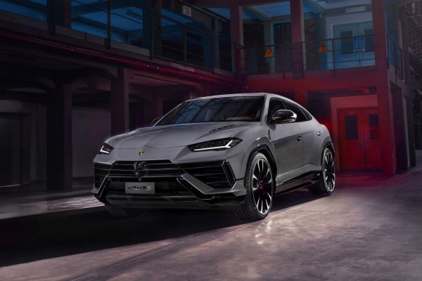2018 Lamborghini Urus - Photo 1