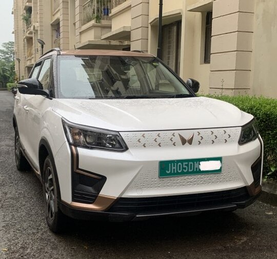 2024 Mahindra XUV400 - Photo 1