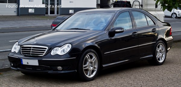 2004 Mercedes-Benz C-class (W203, facelift 2004) - Photo 1