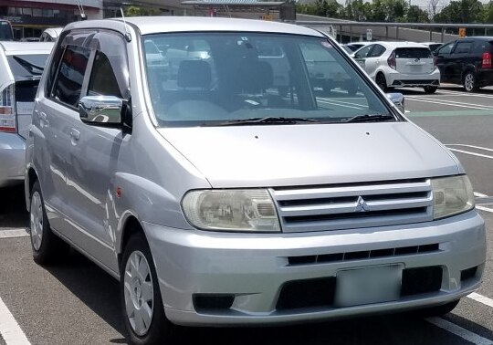 1998 Mitsubishi Dingo (CJ) - Photo 1