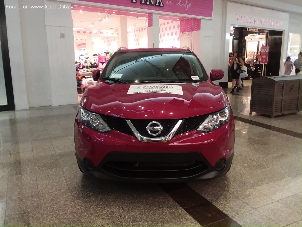 2017 Nissan Rogue Sport - Photo 1