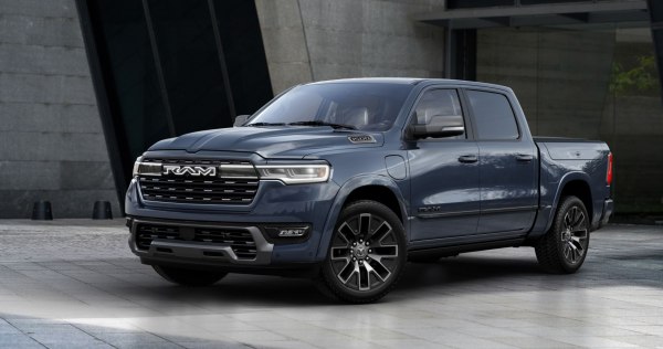 2025 RAM 1500 Crew Cab (DT, facelift 2024) - Photo 1