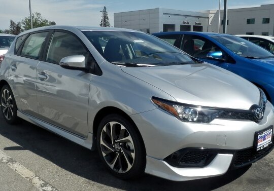 2017 Toyota Corolla iM - Photo 1