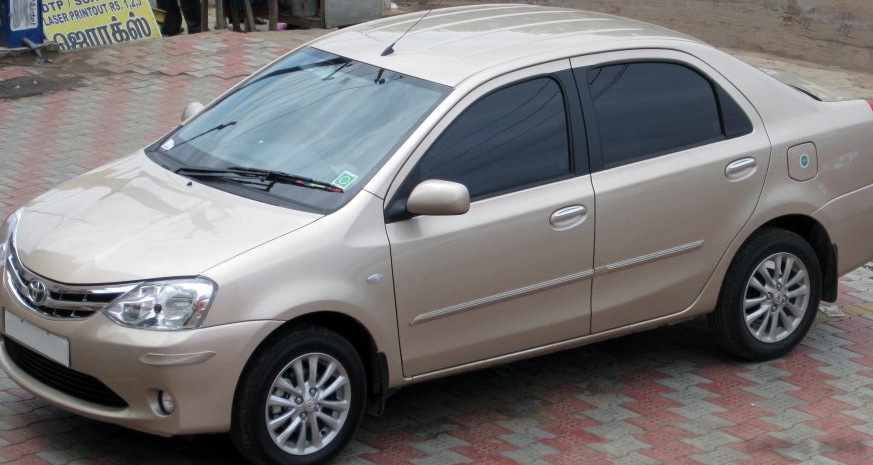 2010 Toyota Etios - Photo 1