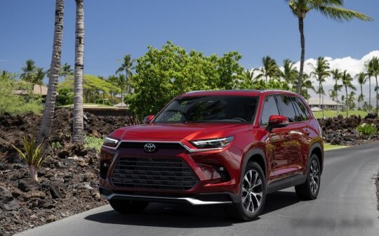 2024 Toyota Grand Highlander - Photo 1