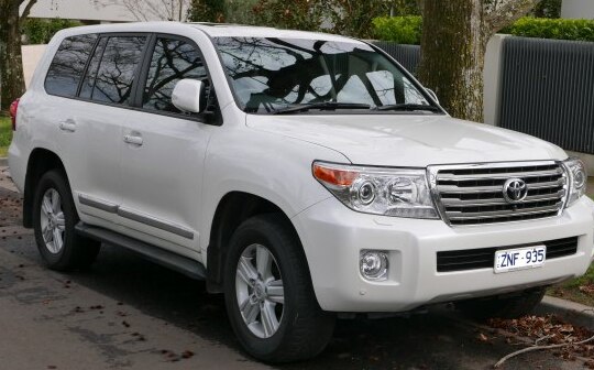2013 Toyota Land Cruiser (J200, facelift 2013) - Photo 1