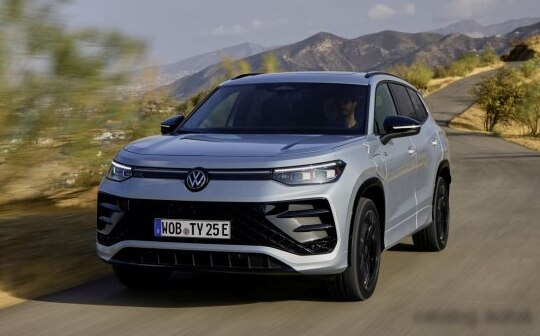 2025 Volkswagen Tayron II - Photo 1