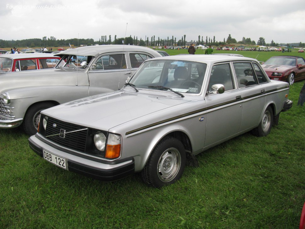 1974 Volvo 240 (P242,P244) - Photo 1