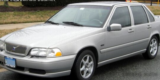 1997 Volvo S70 - Photo 1