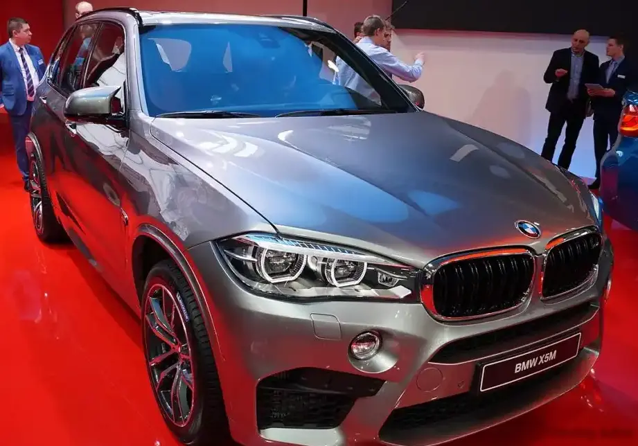 BMW X5 (F85)