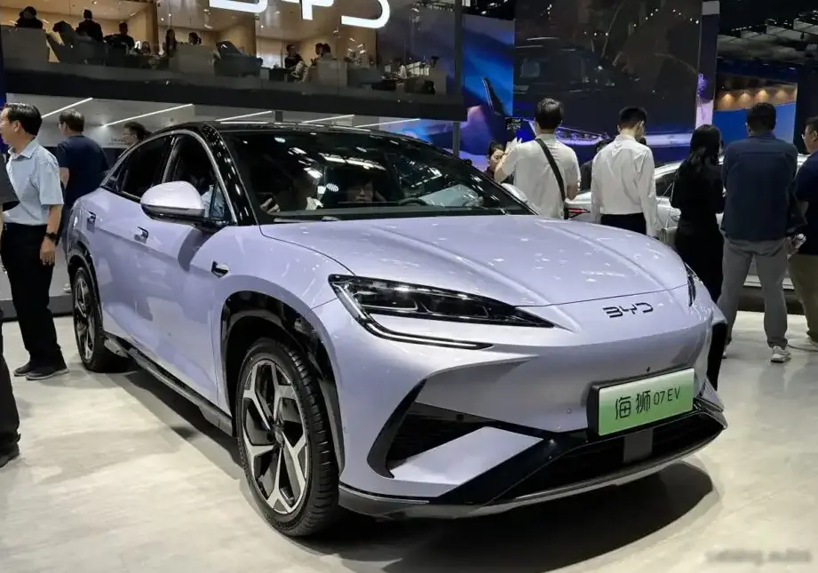 2024 BYD Sea Lion 07 80.64 kWh (530 Hp) 4WD Electric