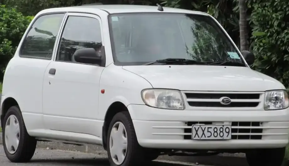 2000-2004 Daihatsu Mira (GL800) 0.7 i (48 Hp)