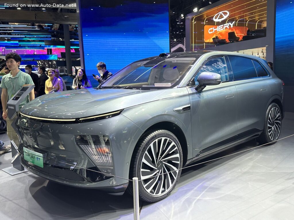 Exeed Sterra ET 1.5L 32 kWh (265 Hp) Extended Range Electric