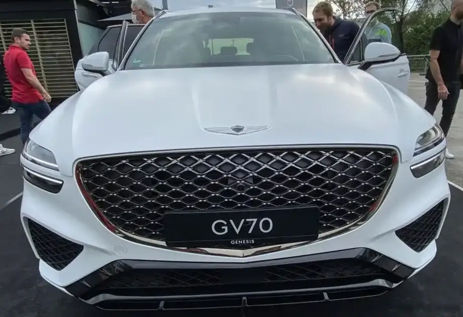 2020-2024 Genesis GV70 2.2 e-VGT (210 Hp) Automatic