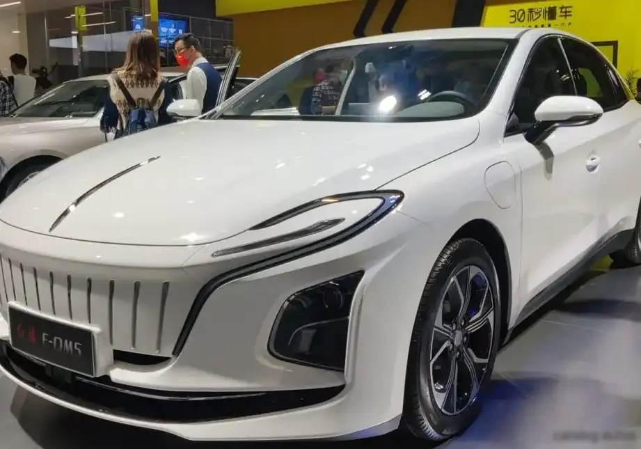 2021-2025 Hongqi E-QM5 54 kWh (136 Hp)