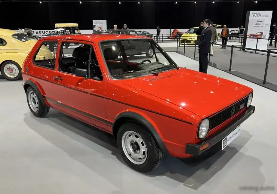 Volkswagen Golf I (3-door) 1.1 (50 Hp)