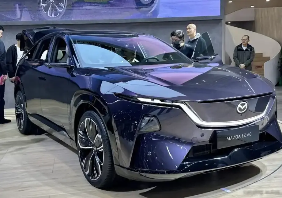 2025 Mazda EZ-60 77.94 kWh (258 Hp) Electric