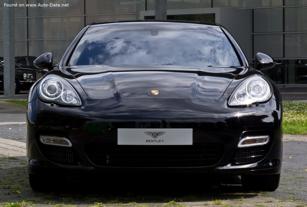 Porsche Panamera (G1) Turbo 4.8 V8 (500 Hp) PDK