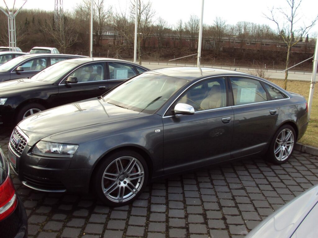 Audi S6 (4FC6) 5.2 FSI V10 (435 Hp) quattro Tiptronic