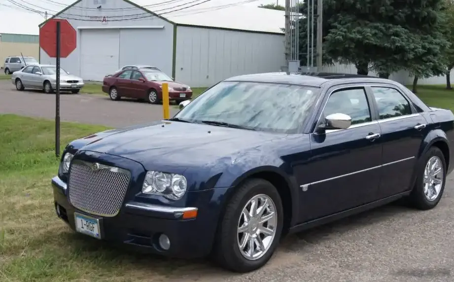 Chrysler 300 2.7 V6 (181 Hp) Automatic