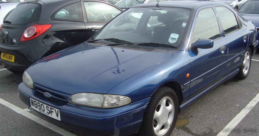 Ford Mondeo I Hatchback 1.6 i 16V (88 Hp)