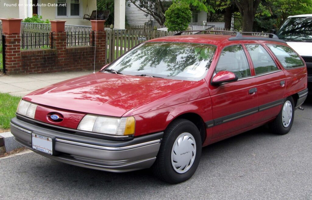 Ford Taurus I Station Wagon 2.5 (89 Hp)