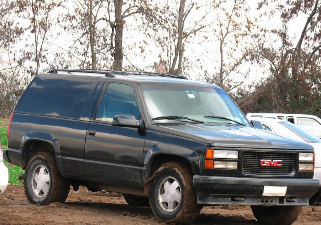 GMC Yukon I (GMT400 3-door) 5.7 V8 (210 Hp)