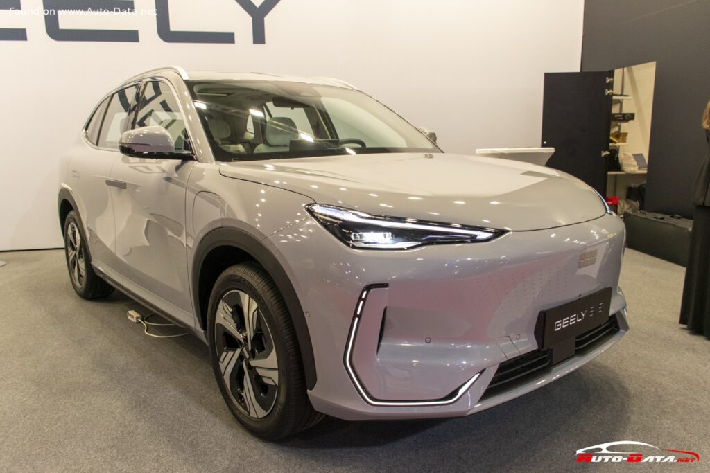 Geely EX5 Pro 60.22 kWh (218 Hp) Electric