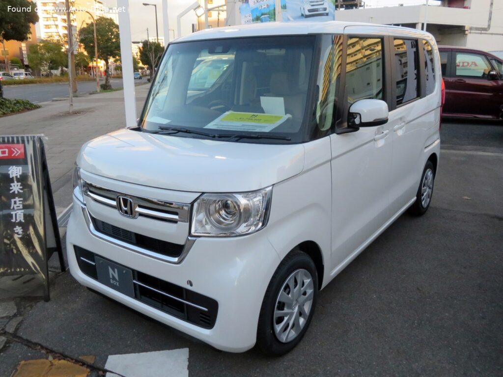 Honda N-Box II (facelift ) 0.7 (58 Hp) 4WD CVT