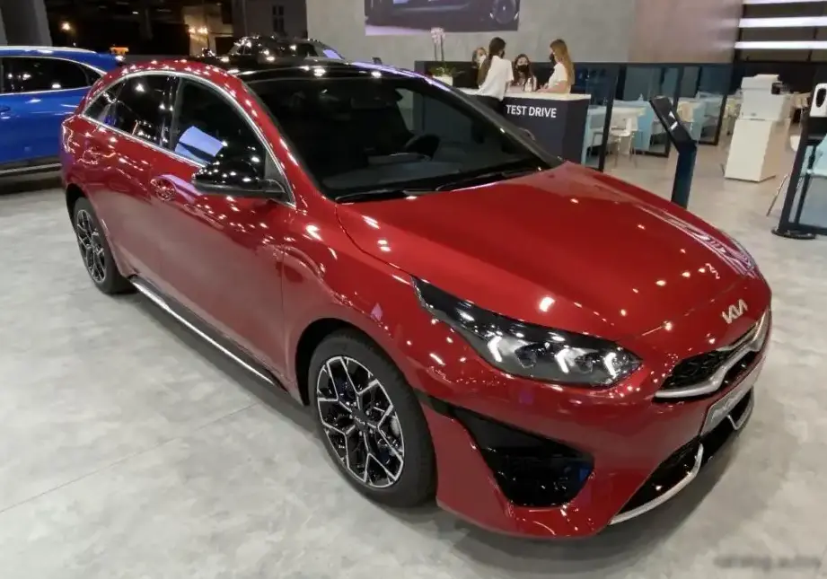 2024 Kia ProCeed III (facelift ) 1.5 T-GDI (140 Hp) DCT