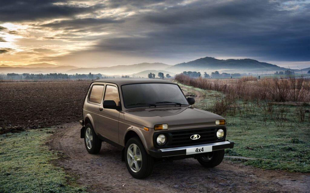Lada Niva 3-door (facelift ) 1.7i (83 Hp) 4×4