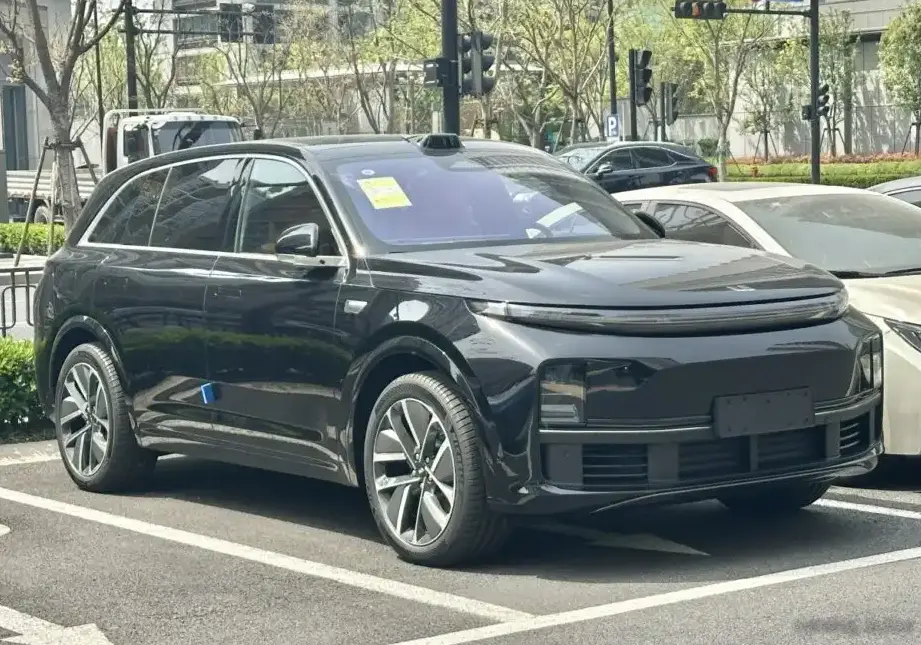 2024 Li L7 (facelift ) 1.5T 42.8 kWh (449 Hp) Extended Range 4WD