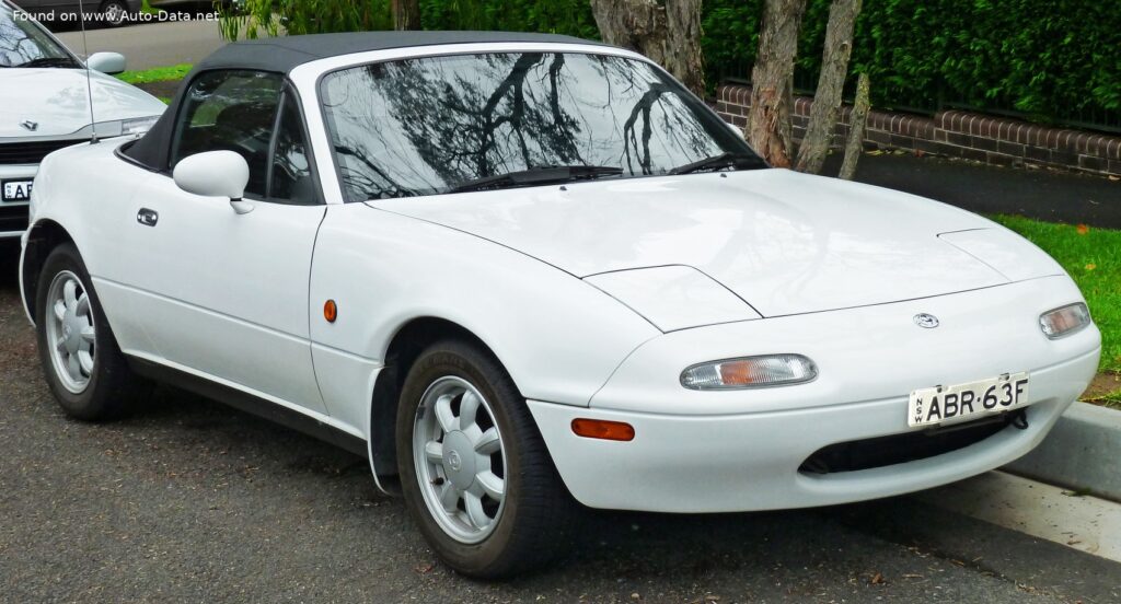 Mazda MX-5 I (NA) 1.6 (90 Hp)