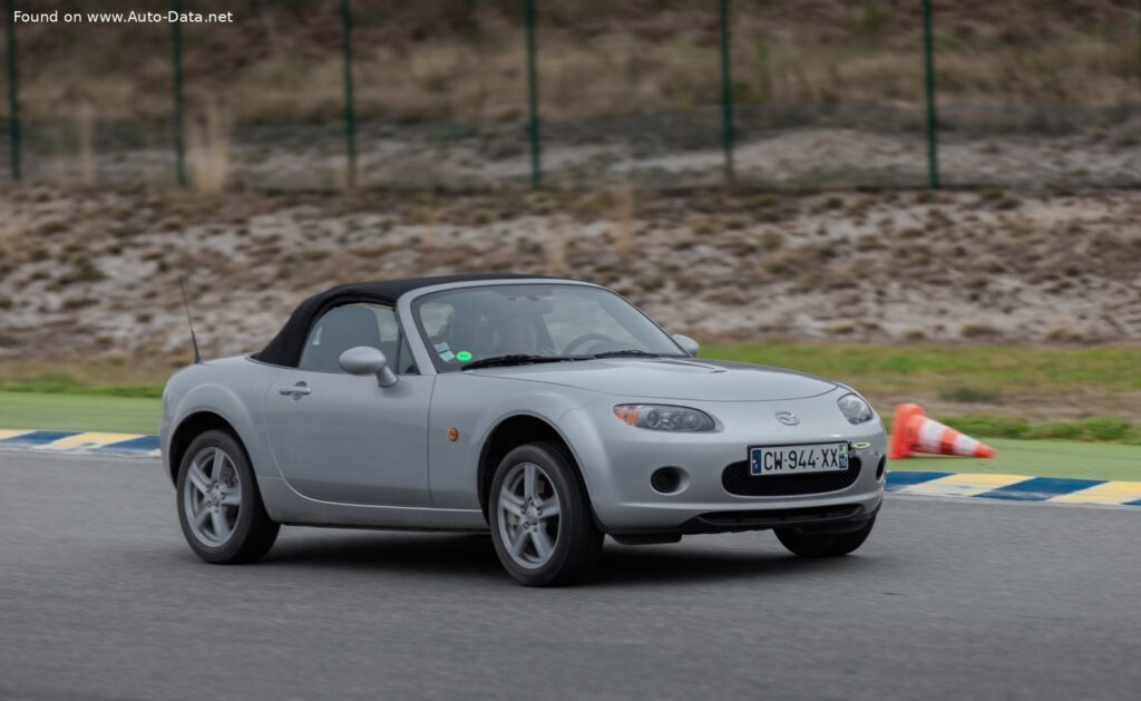 Mazda MX-5 III (NC) 1.8 i 16V (126 Hp)