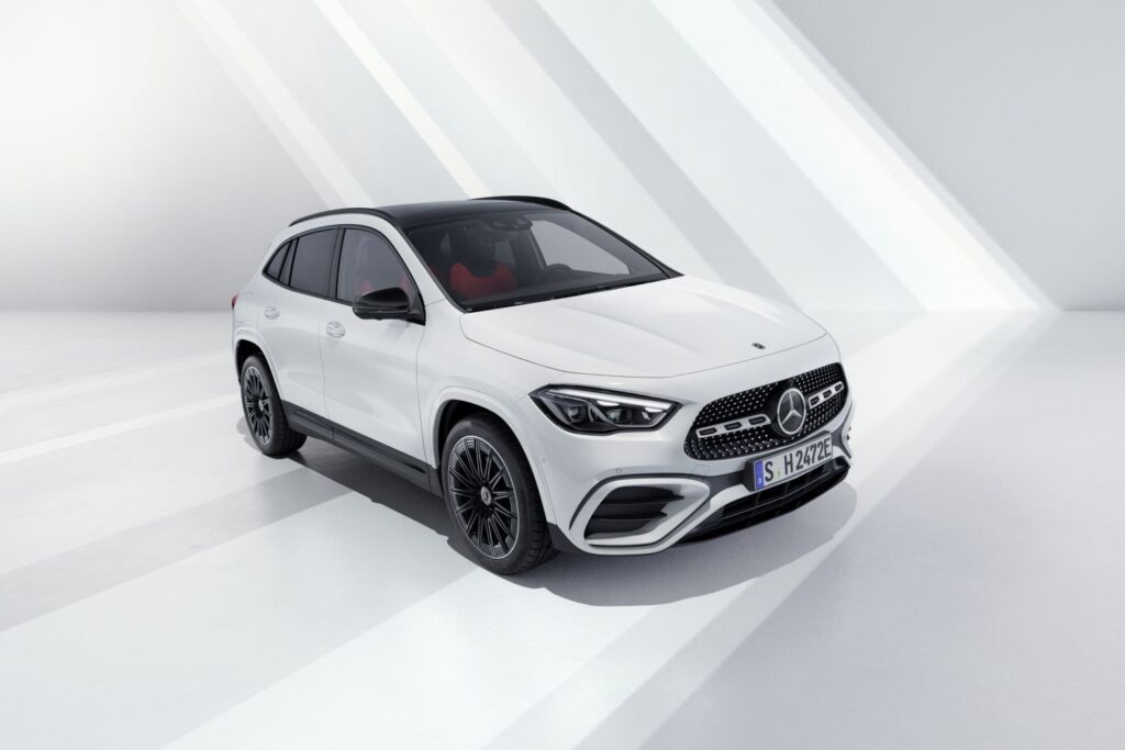 Mercedes-Benz GLA (H247 facelift ) AMG GLA 35 (306 Hp) Mild Hybrid 4MATIC AMG SPEEDSHIFT DCT 8G