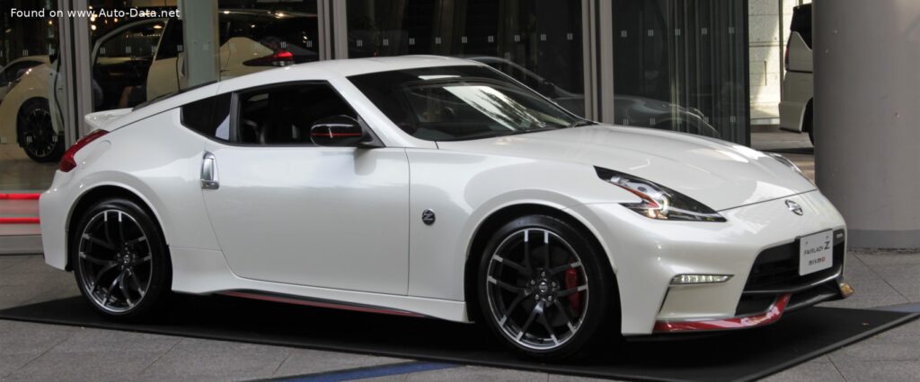 Nissan 370Z Coupe (facelift ) Nismo 3.7 V6 (350 Hp) Automatic (USA)