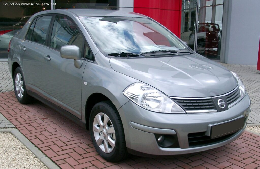 Nissan Tiida Sedan 1.6 i (110 Hp)