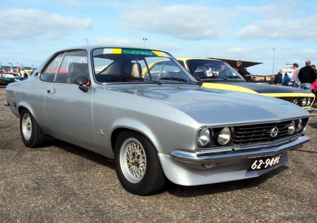 Opel Manta A 1.2 (60 Hp)