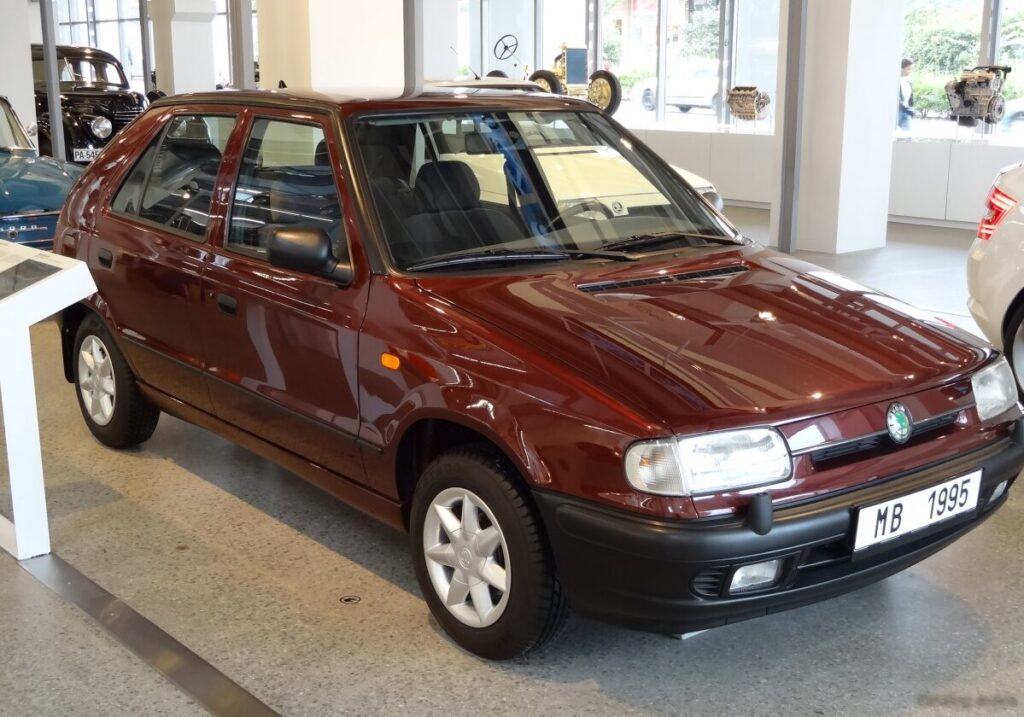 Skoda Felicia I (791) 1.3 (54 Hp)