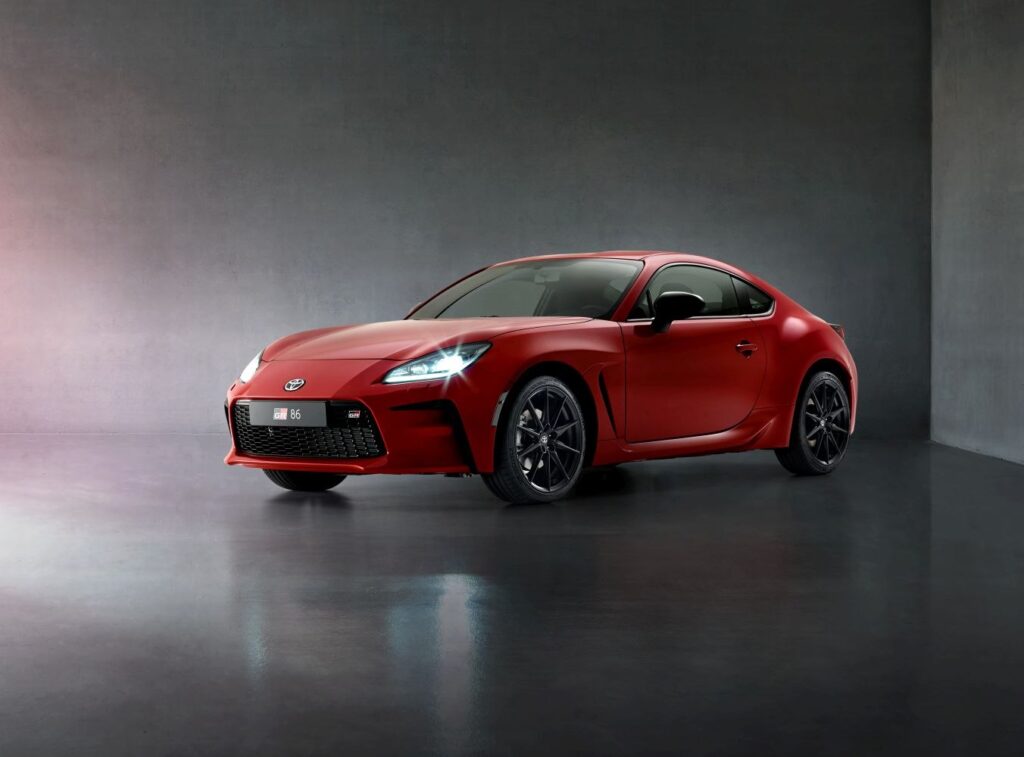 Toyota 86 II GR 2.4 D-4S (235 Hp)
