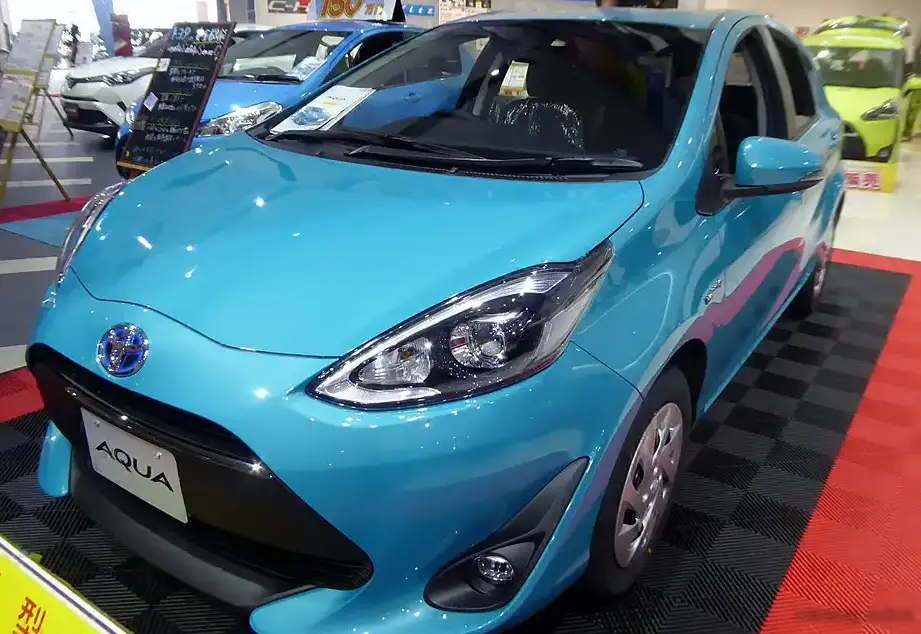 2017-2021 Toyota Aqua I (facelift ) 1.5 (74 Hp) e-CVT