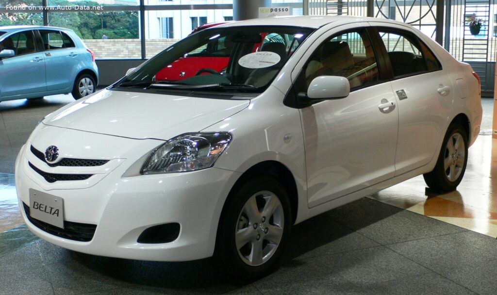 Toyota Belta 1.3 (86 Hp) Automatic