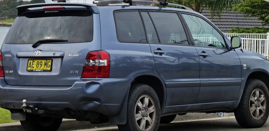 Toyota Kluger I 2.4 16V (160 Hp)