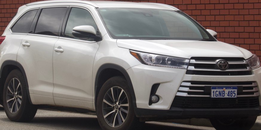 Toyota Kluger III (facelift ) 3.5 V6 (296 Hp) Automatic