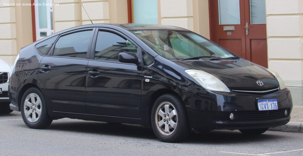 Toyota Prius II (NHW20) 1.5 VVT-i (113 Hp) Hybrid e-CVT