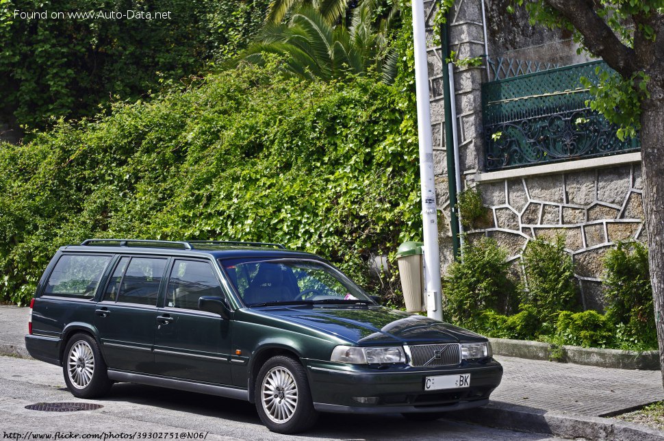 Volvo 960 Kombi (965) 2.0 i 16V (190 Hp)
