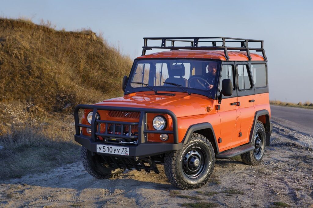 UAZ Hunter (315195) Expedition 2.7 (135 Hp) 4×4